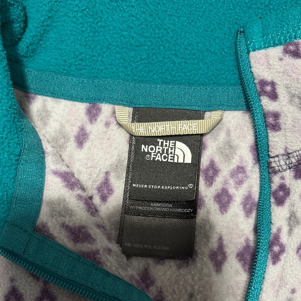 The North Face Gray and Blue Patterned Pullover - Picture 2 of 5